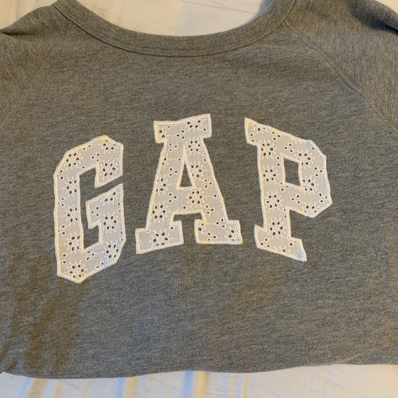 Gap Sweater - Picture 2 of 2